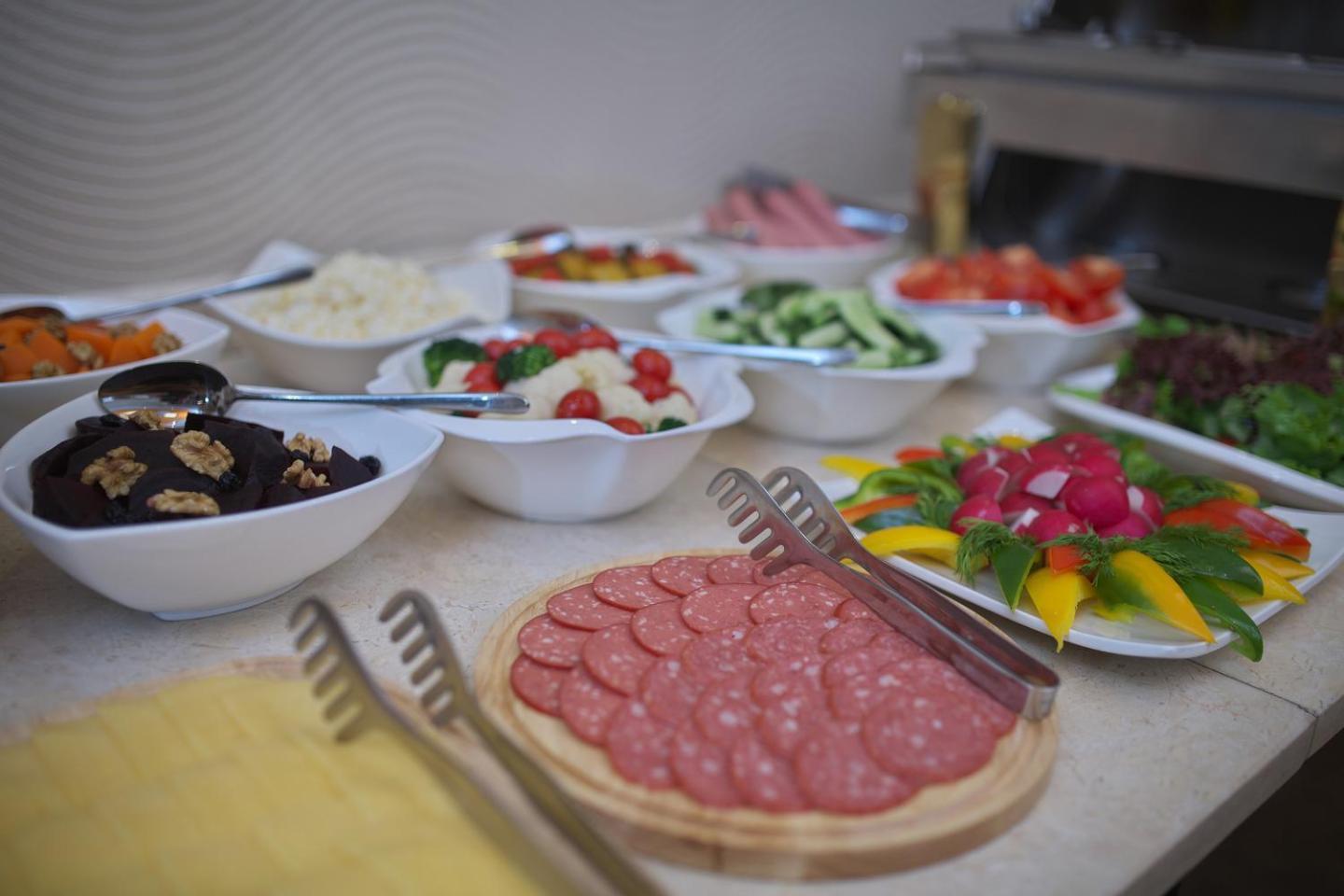 Grand Voyage Hotel Almaty Extérieur photo