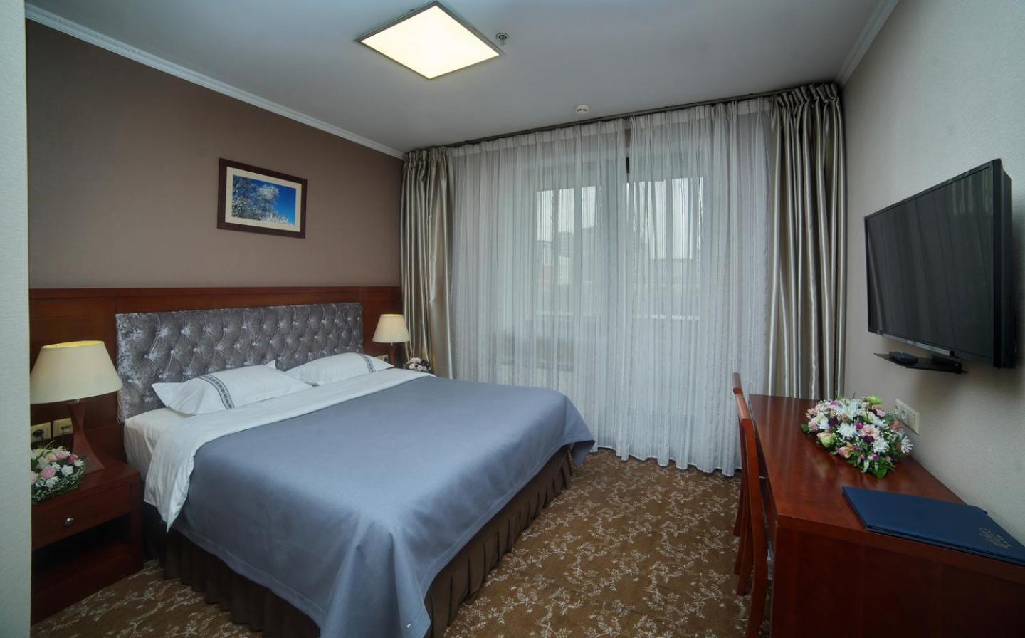Grand Voyage Hotel Almaty Extérieur photo